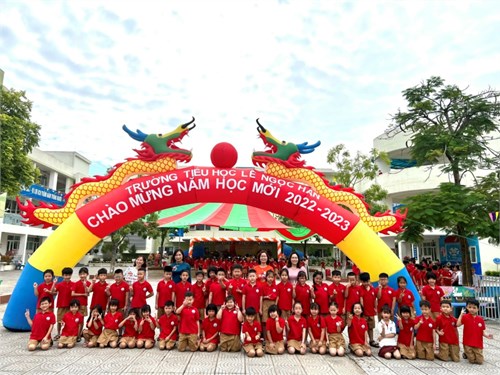 Trường Tiểu học Lê Ngọc Hân long trọng tổ chức lễ khai giảng năm học mới